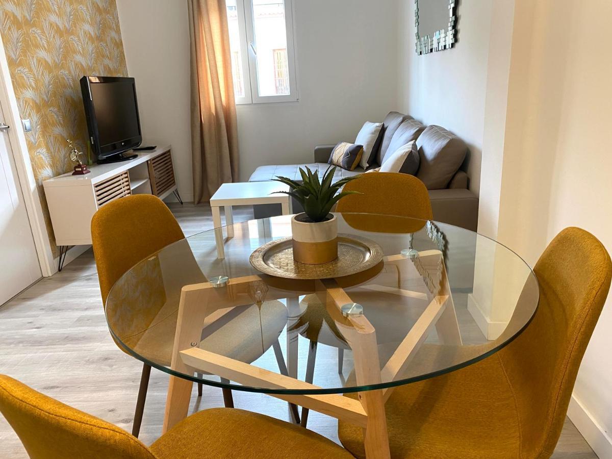 Triana Habitame Inmobiliaria * Sevilha