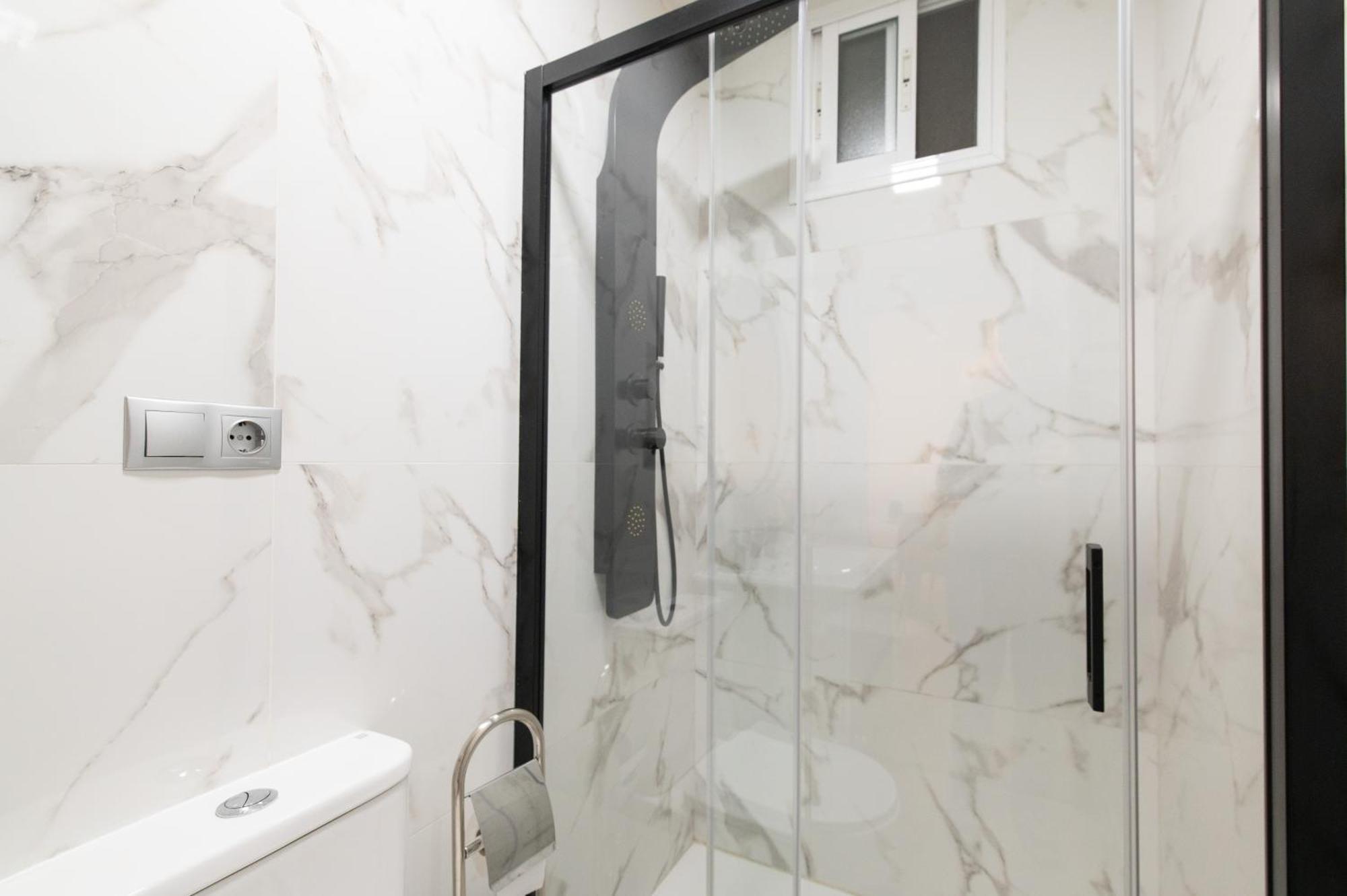 Triana Habitame Inmobiliaria Sevilha